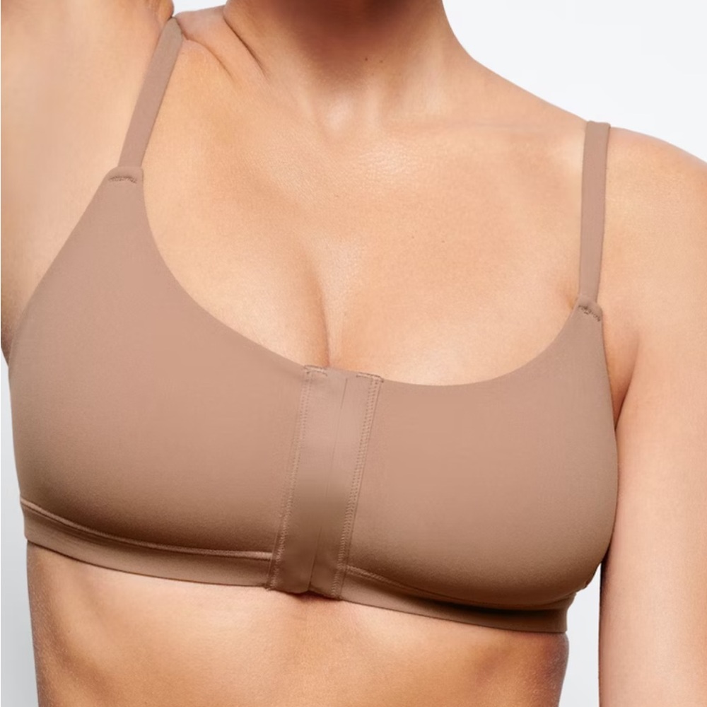 Skims NWT adaptive scoop bralette - Picture 4 of 9